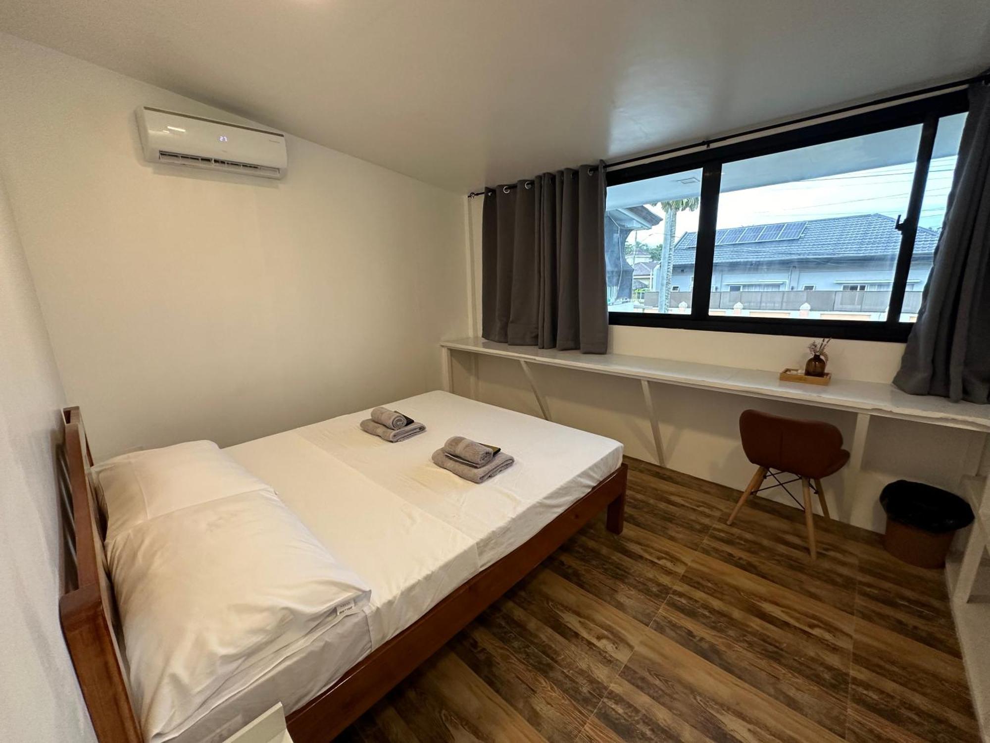 Kasamigos Guesthouse With Fast Internet Puerto Princesa Екстер'єр фото