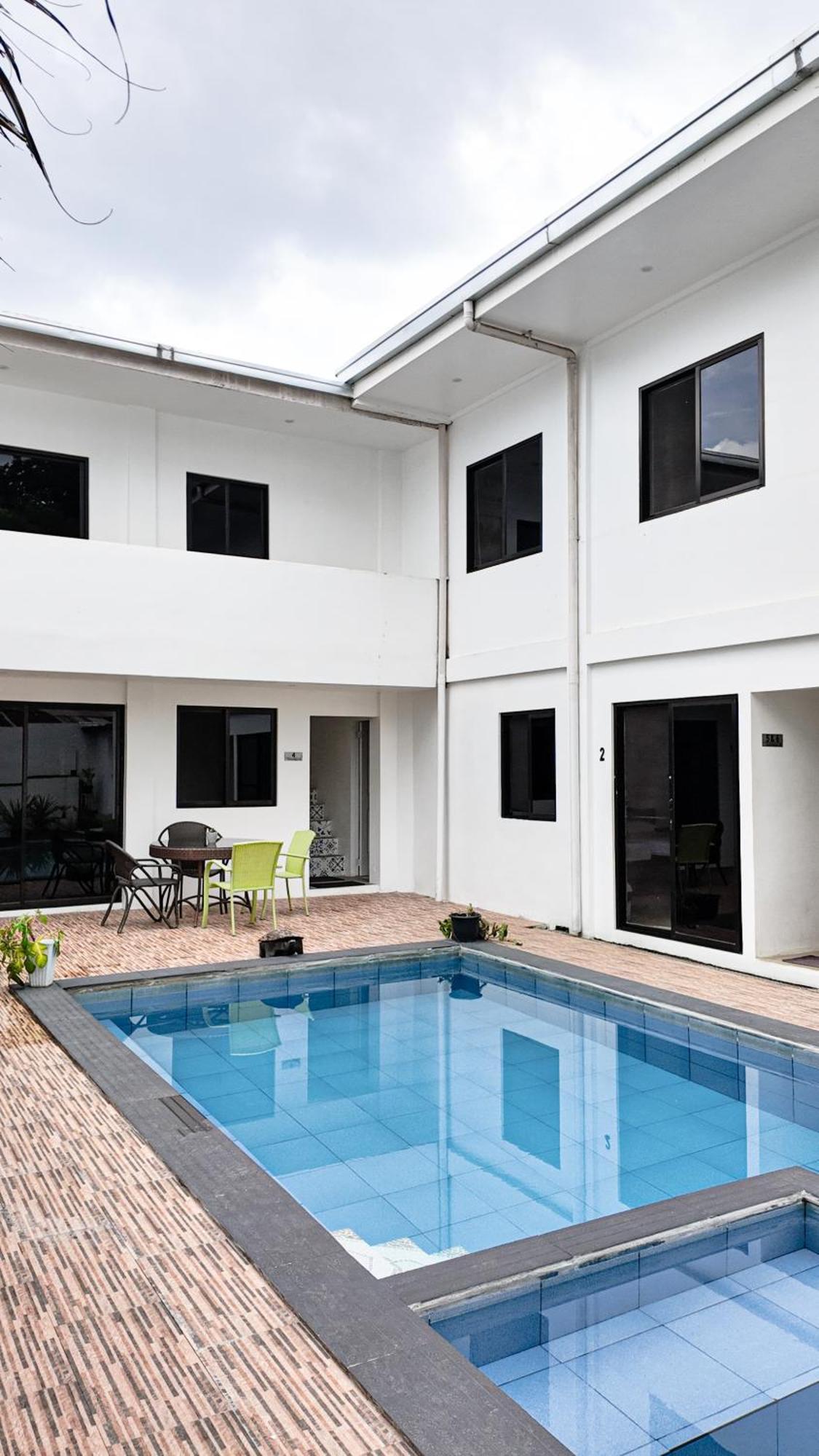 Kasamigos Guesthouse With Fast Internet Puerto Princesa Екстер'єр фото